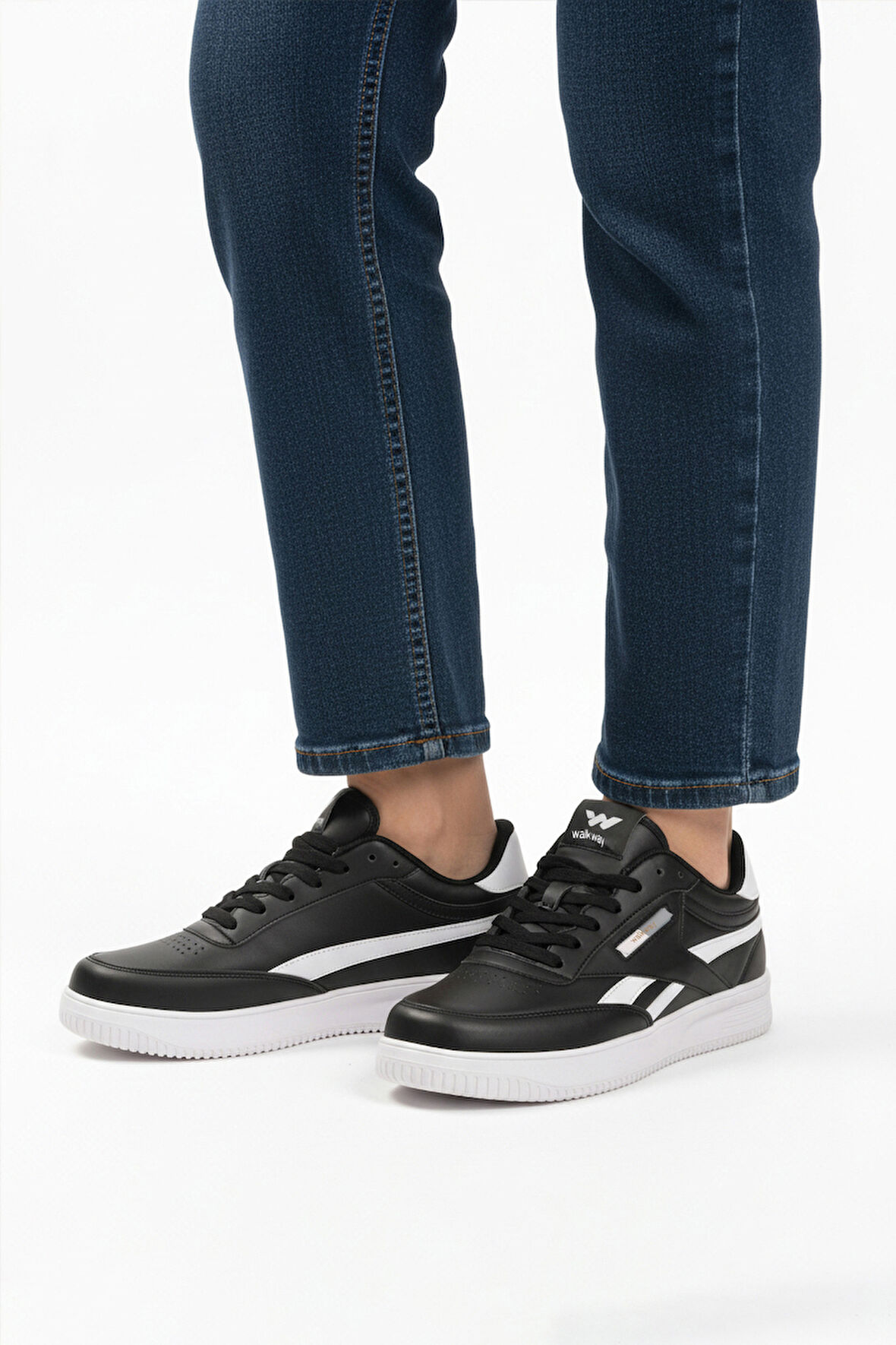 Walkway Siyah Beyaz Bağcıklı Erkek Spor Ayakkabı