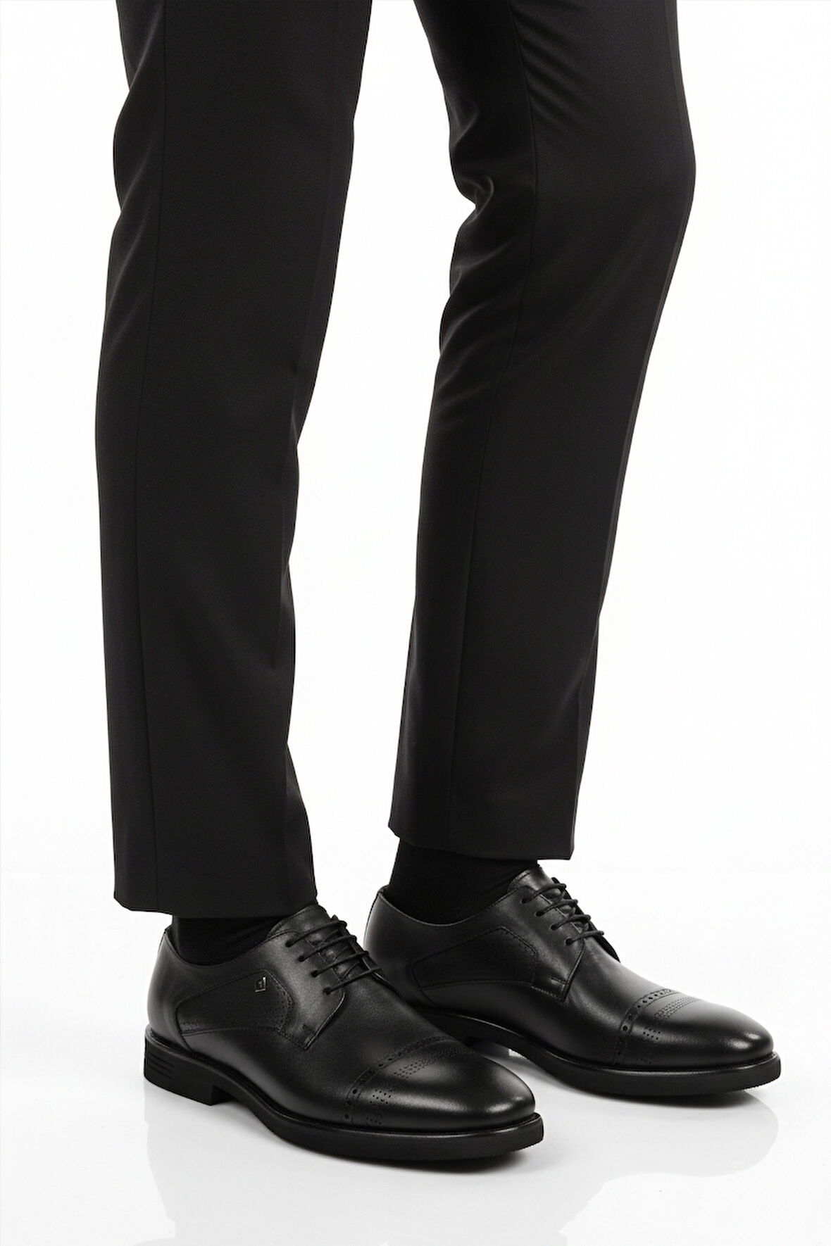 Fosco Siyah Hakiki Deri Bağcıklı Erkek Klasik Ayakkabı