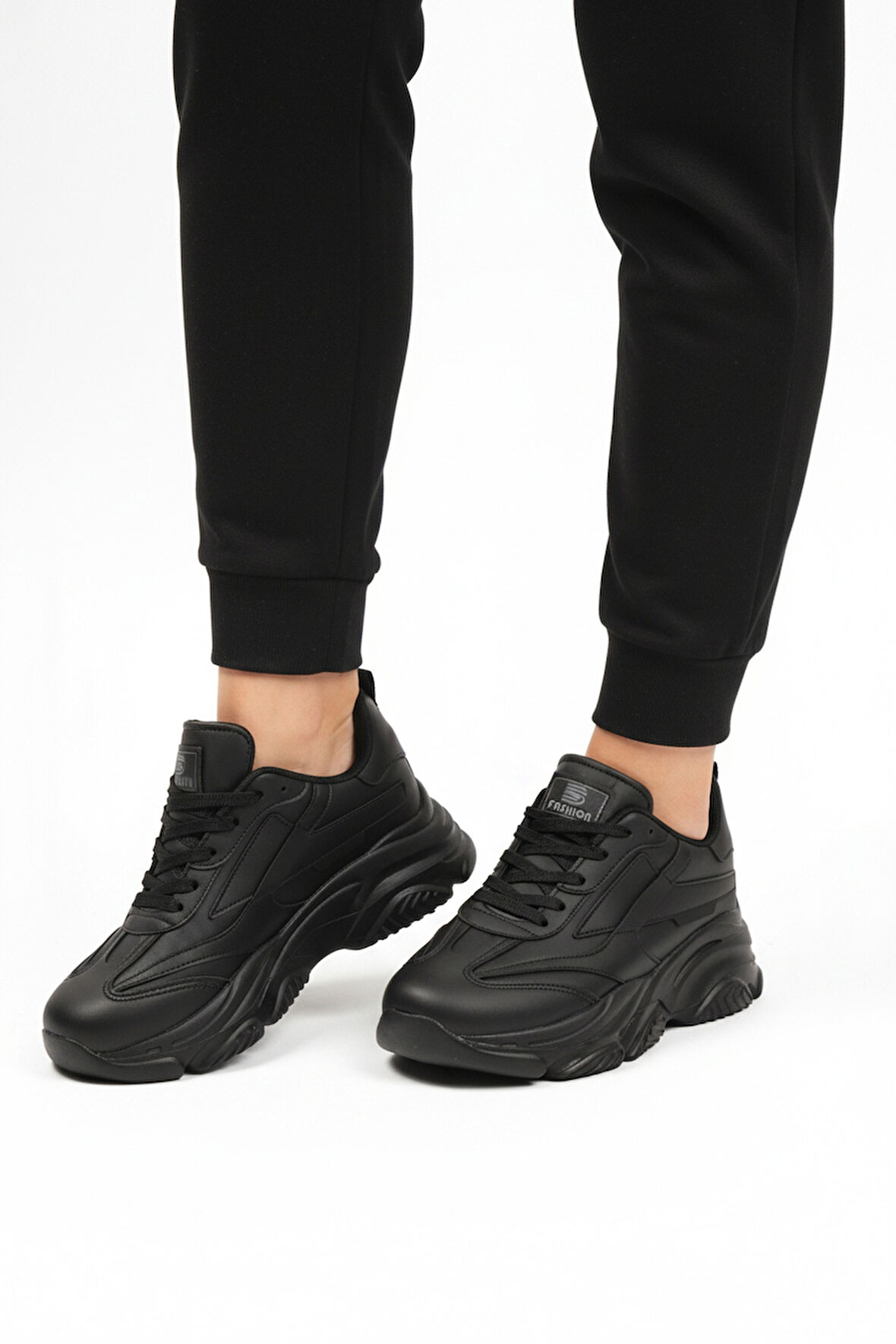 Walkway Siyah Bağcıklı Kadın Sneaker