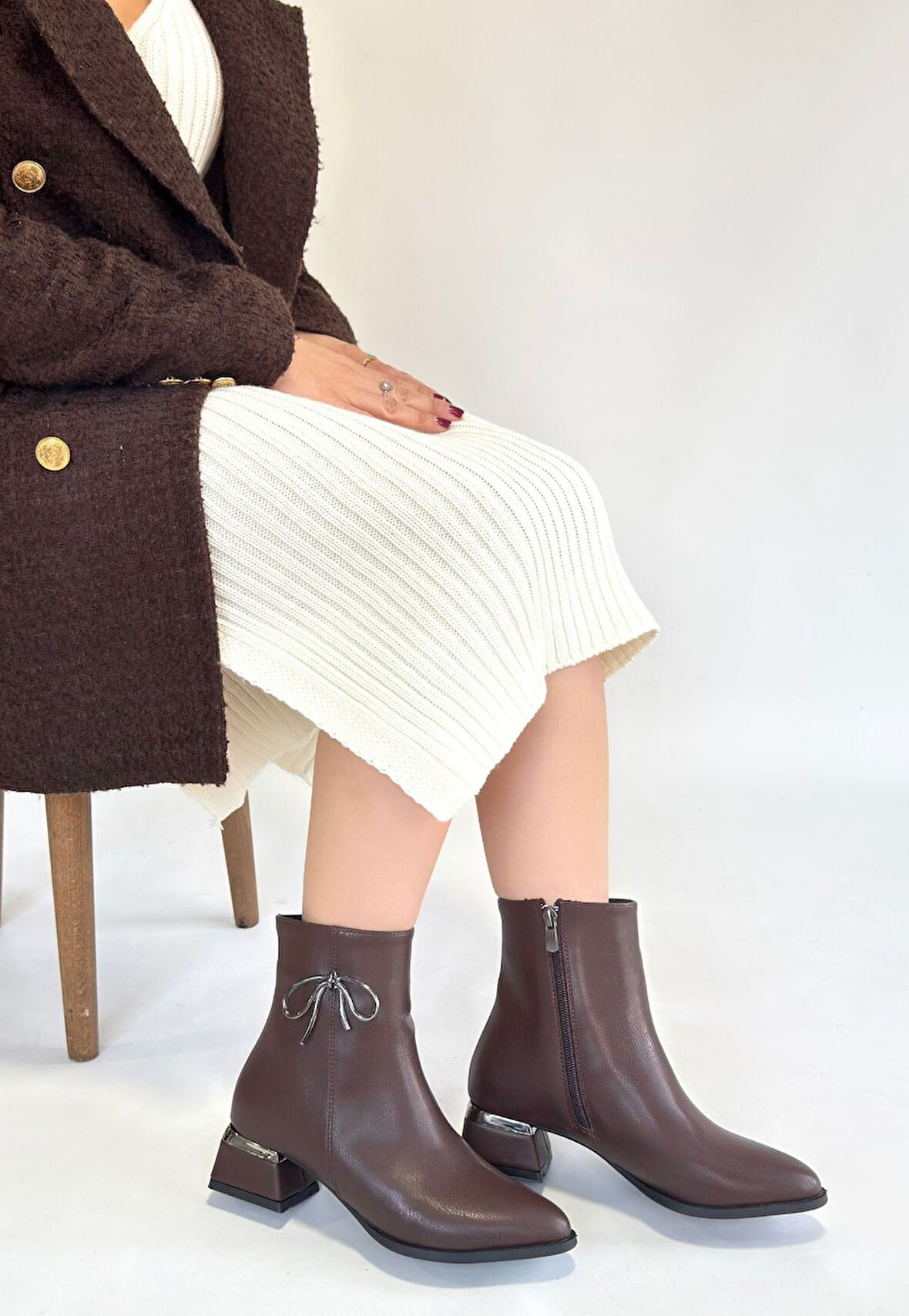 Pabucmarketi Kahverengi Fermuarlı Kadın Topuklu Bot