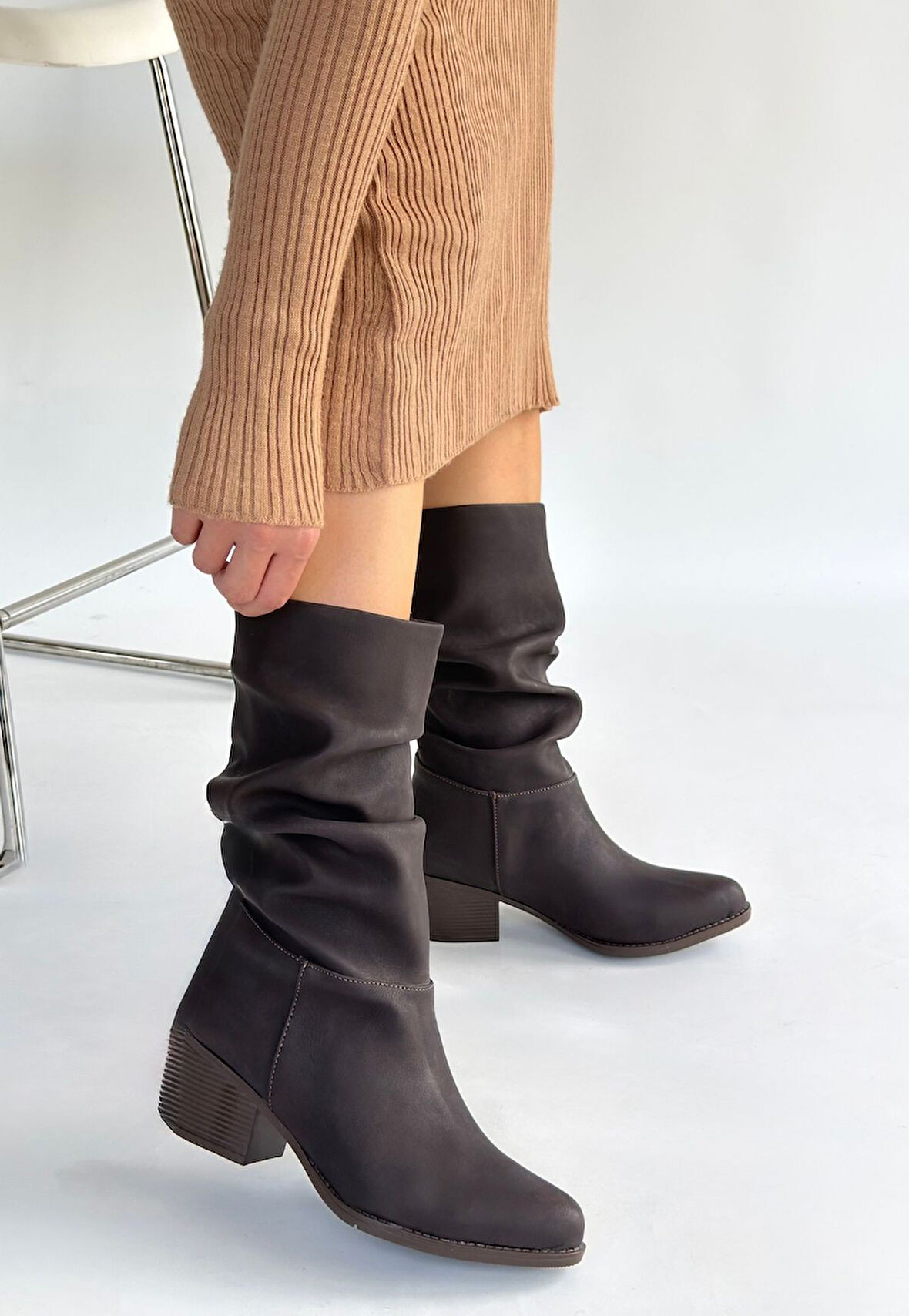 Pabucmarketi Kahverengi Nubuk Körüklü Kadın Topuklu Bot