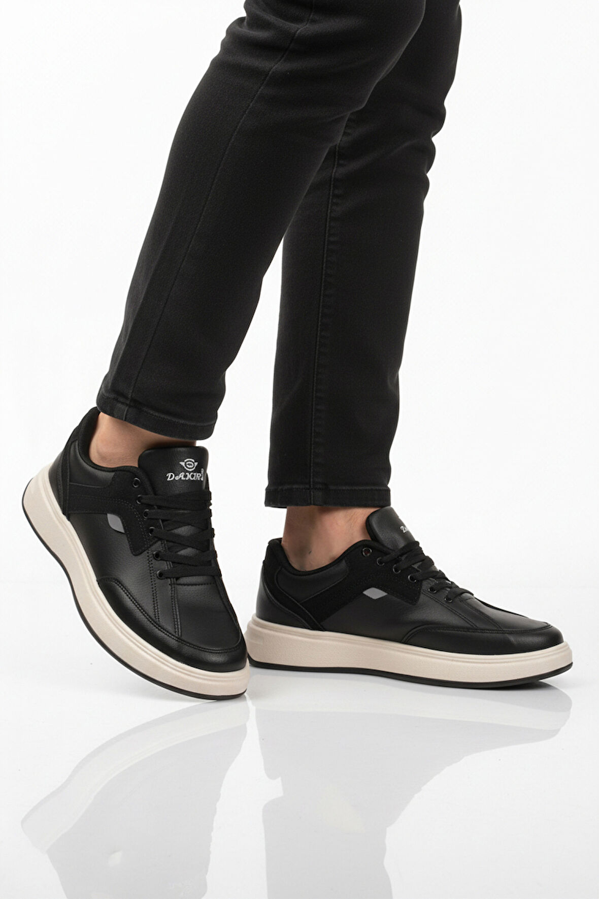 Dakır's Siyah Beyaz Bağcıklı Erkek Casual Ayakkabı