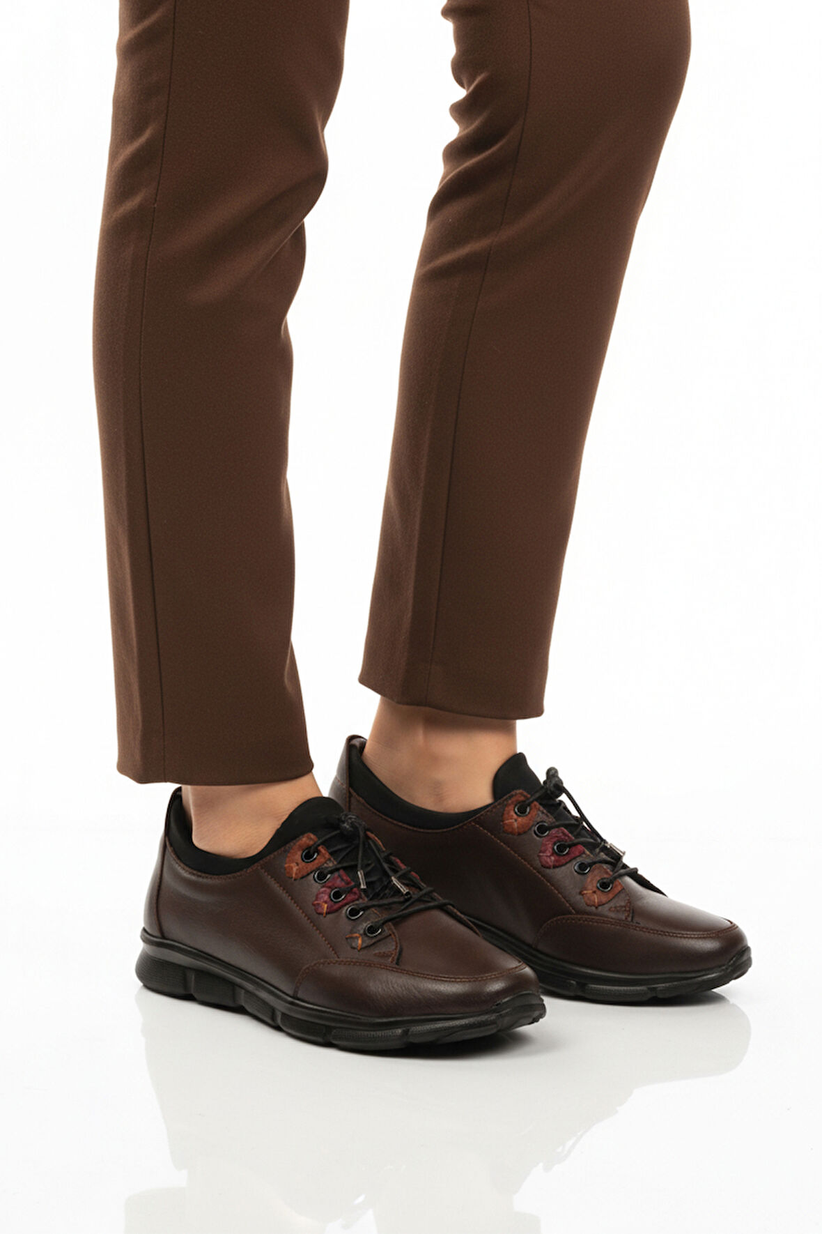 Aspor Kahve Hakiki Deri Ortopedik Kadın Casual Ayakkabı