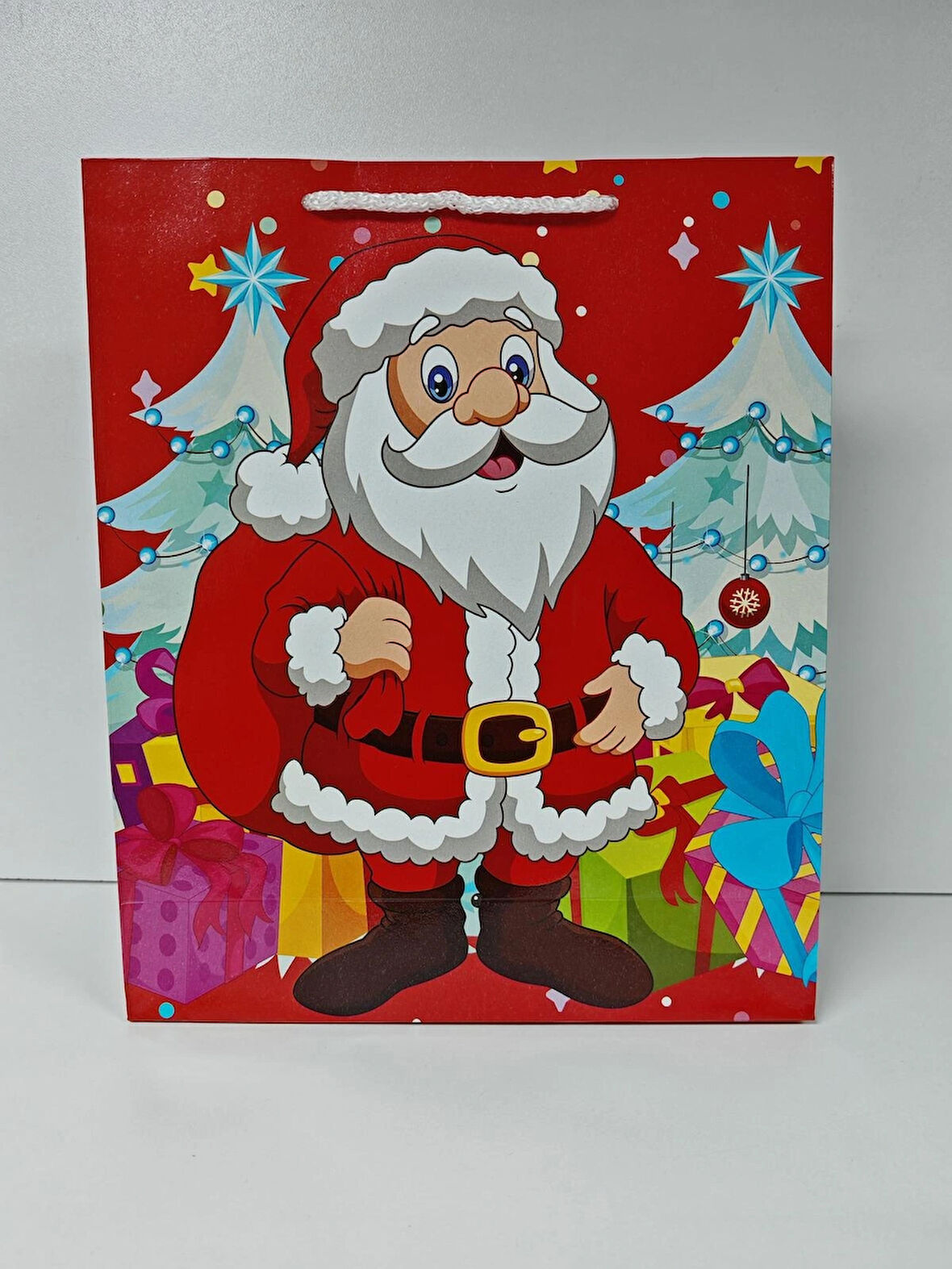 YILBAŞI NOEL BABA DESENLİ İPLİ KARTON ÇANTA - 25x30x9 CM - 2 ADET - Ç057