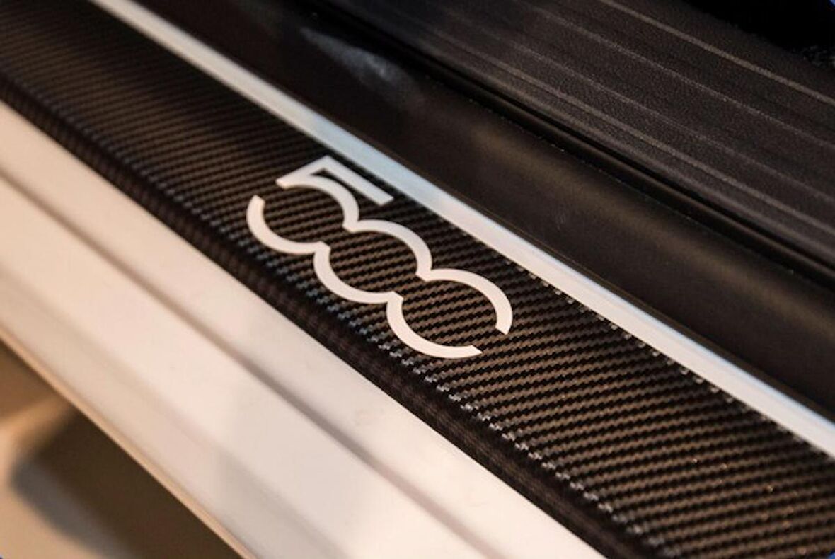Fiat 500 L Carbon Fiber Kapı Eşiği Yazısı Sticker Boya Koruma