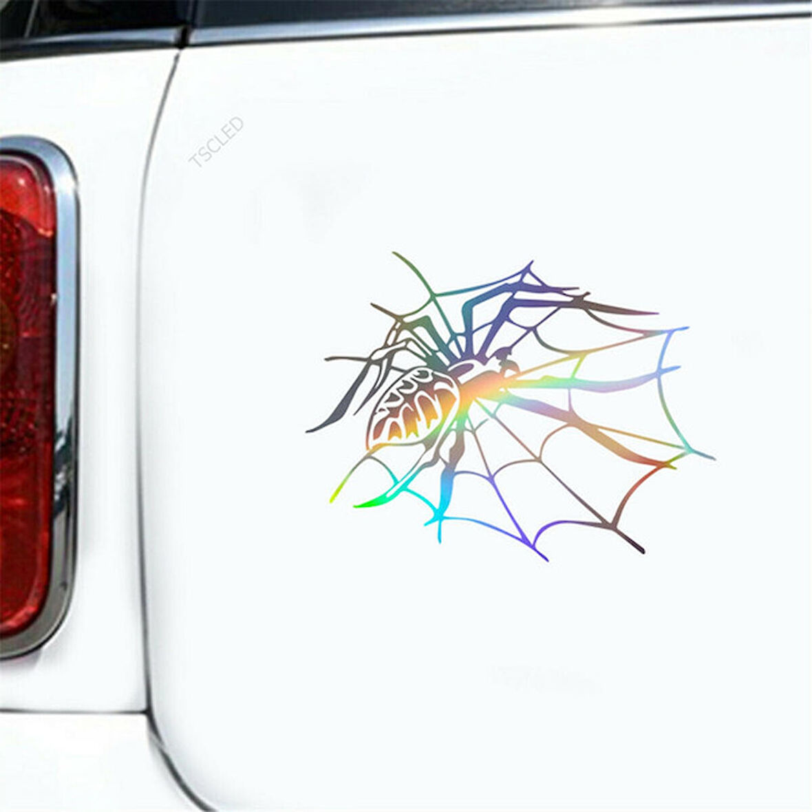 Örümcek Araba Sticker Yapıştırması 1