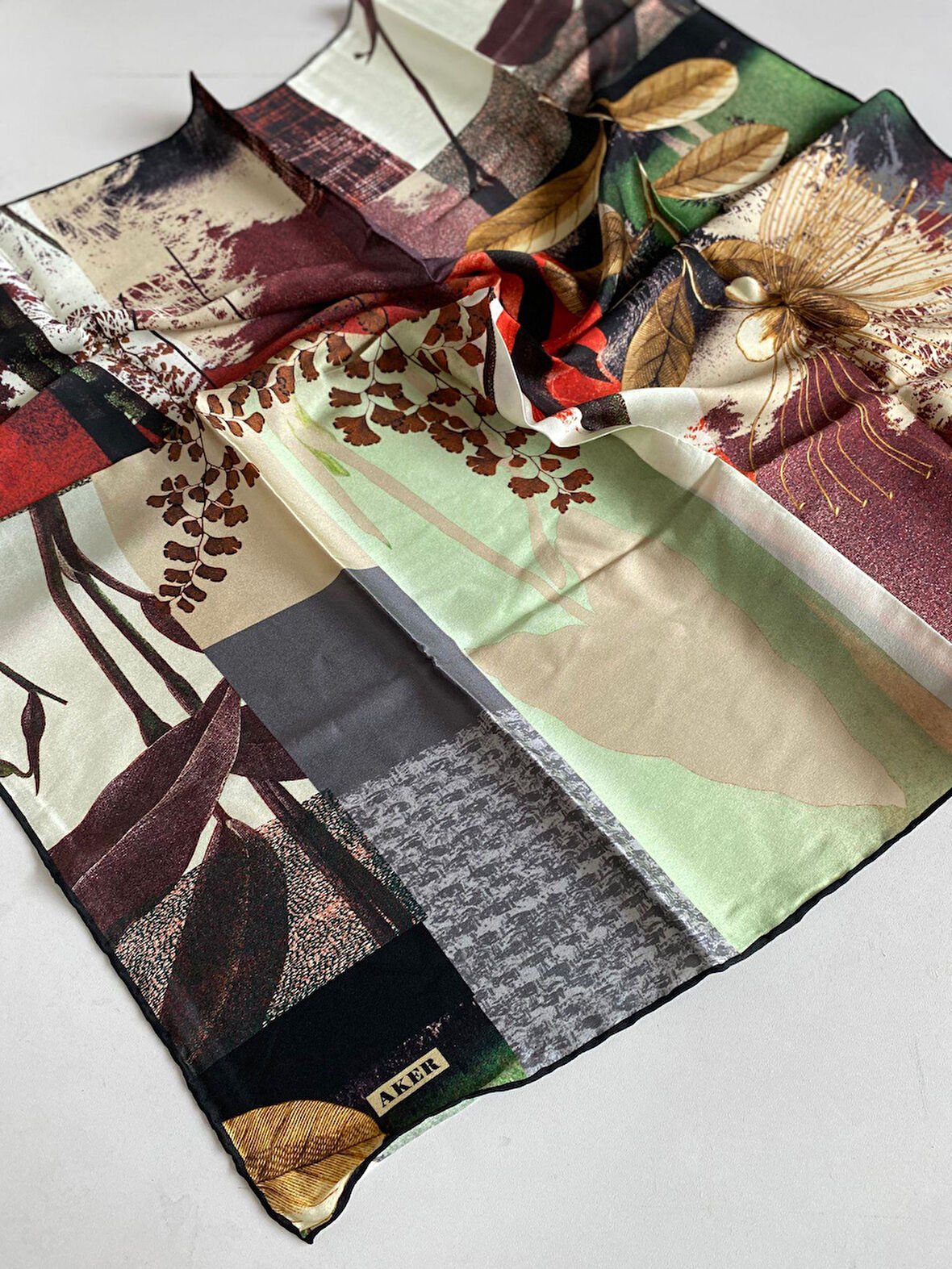 Aker Sura Saf İpek Eşarp 8408757 - 311 Siyah Armürlü Desen