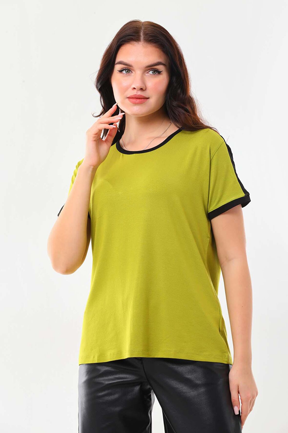 Sistas Kadın Bisiklet Yaka Kısa Kol Bluz 23010 Yağ Yeşili