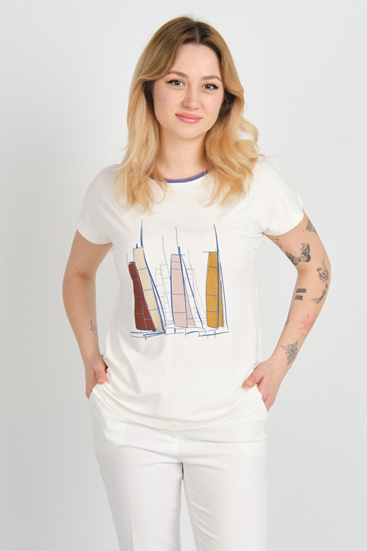 Sistas Kadın Düşük Kol Bisiklet Yaka Desenli Bluz 24300 Ekru