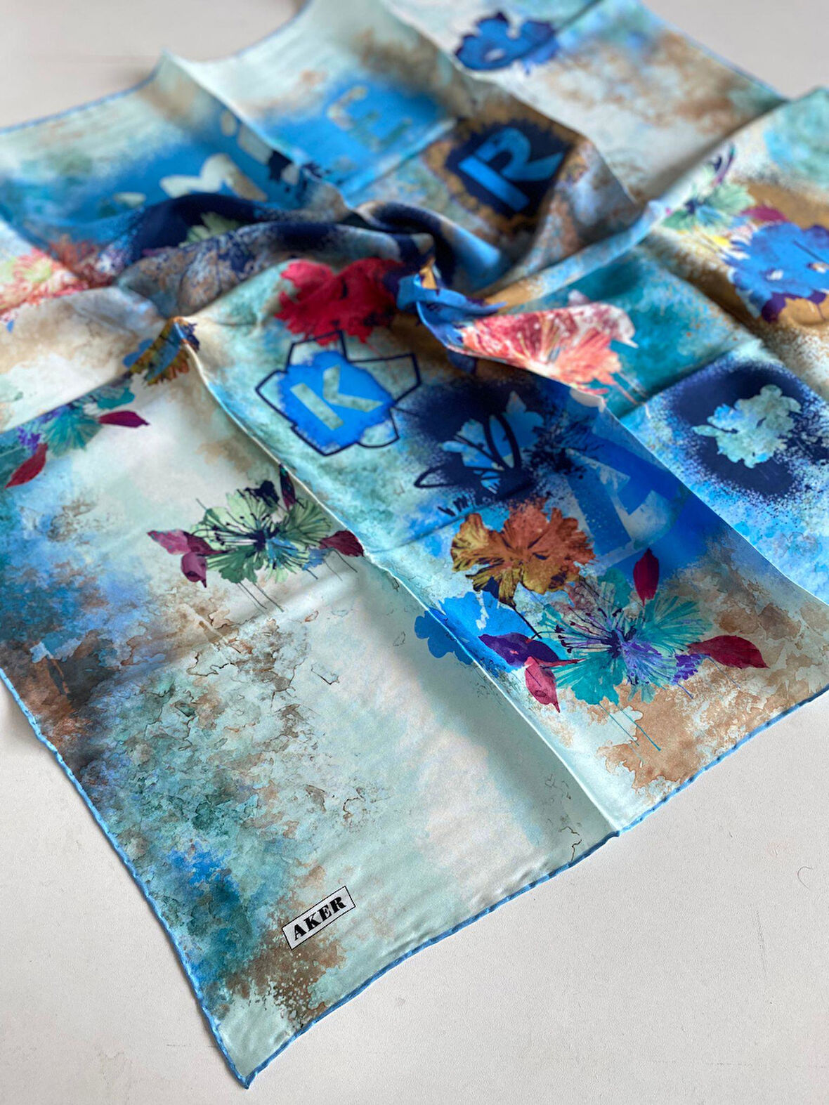 Aker Sura Saf İpek Eşarp 8077701 - 322 Açık Mavi Armürlü Desen