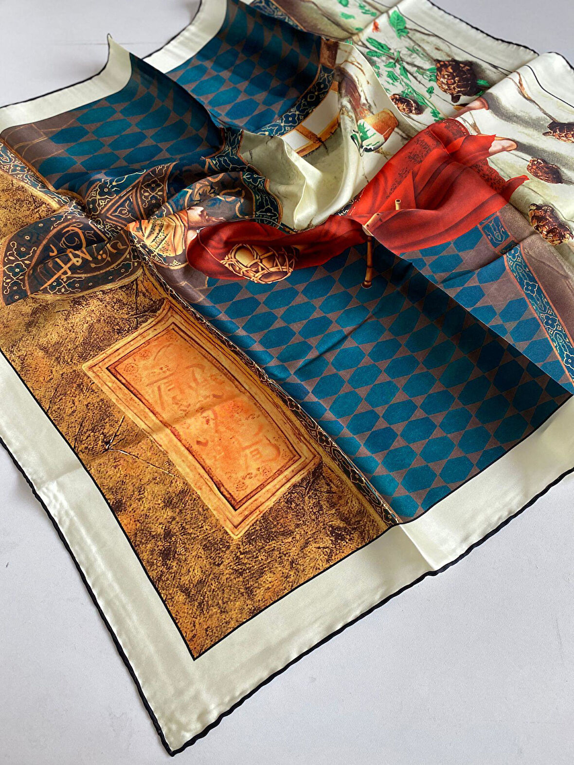 Aker Sura Saf İpek Eşarp 3121701 - 311 Sarı Armürlü Desen