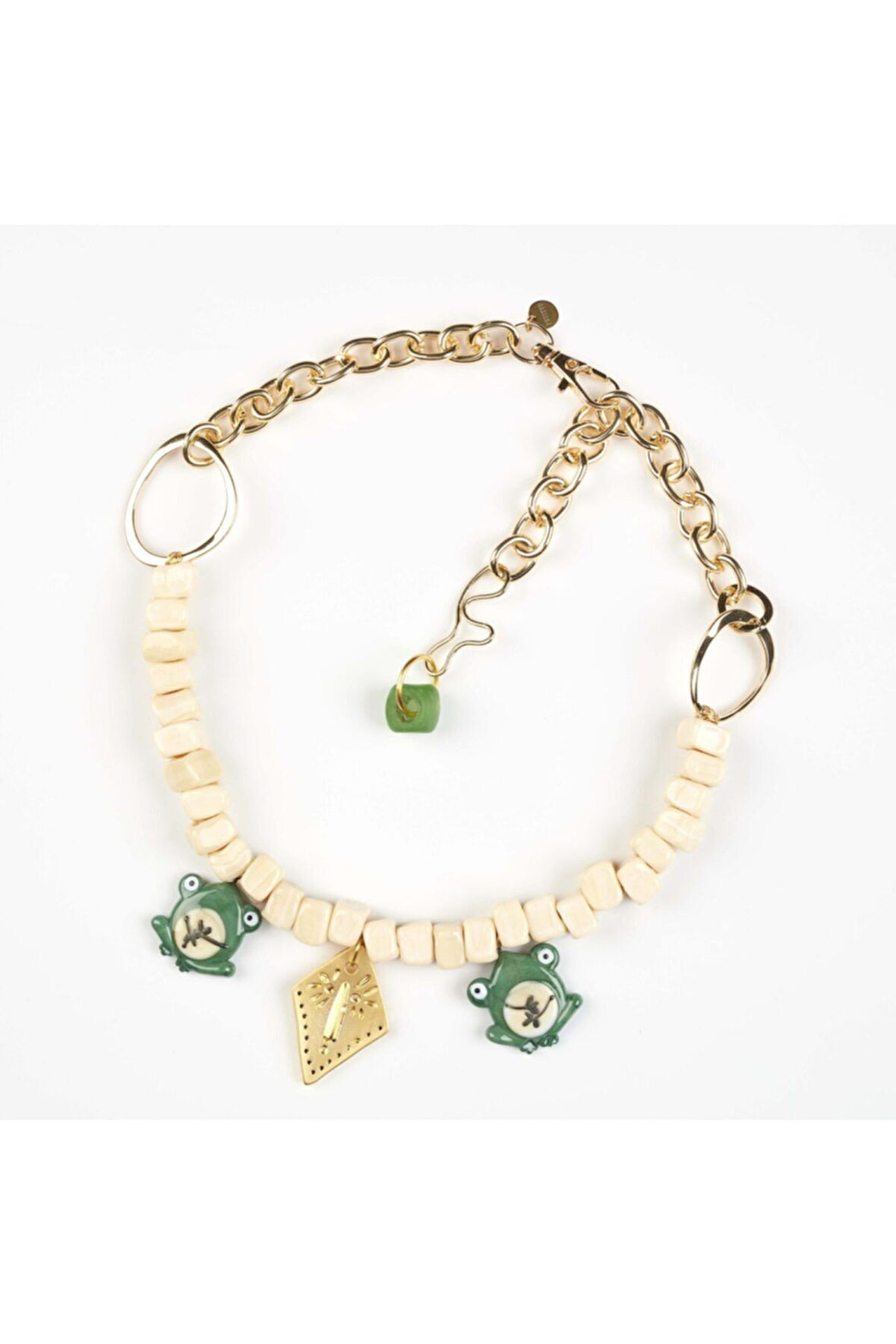 Matriarch Kiss The Frog And The Frog Become Cacique Özel Tasarım Kolye