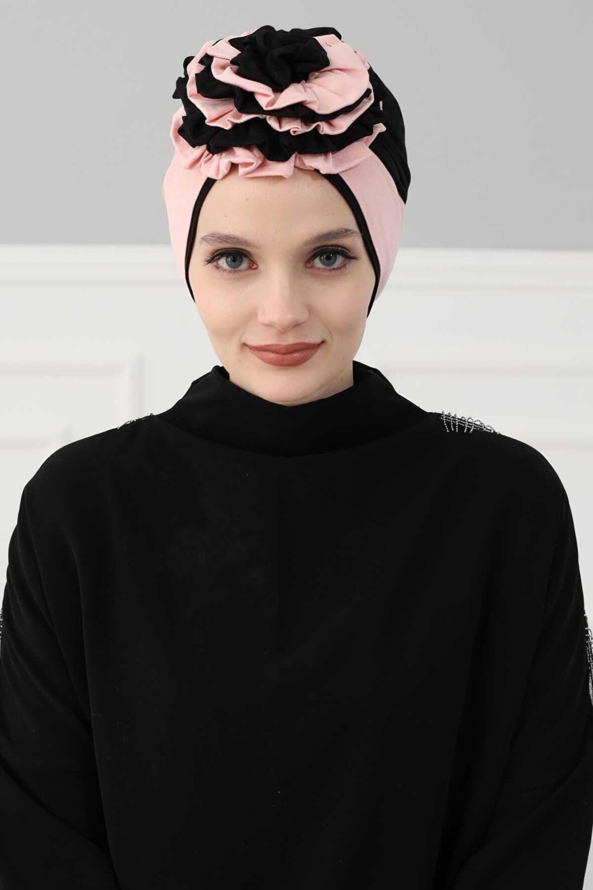 Çift Renkli Güllü Bone,B-28