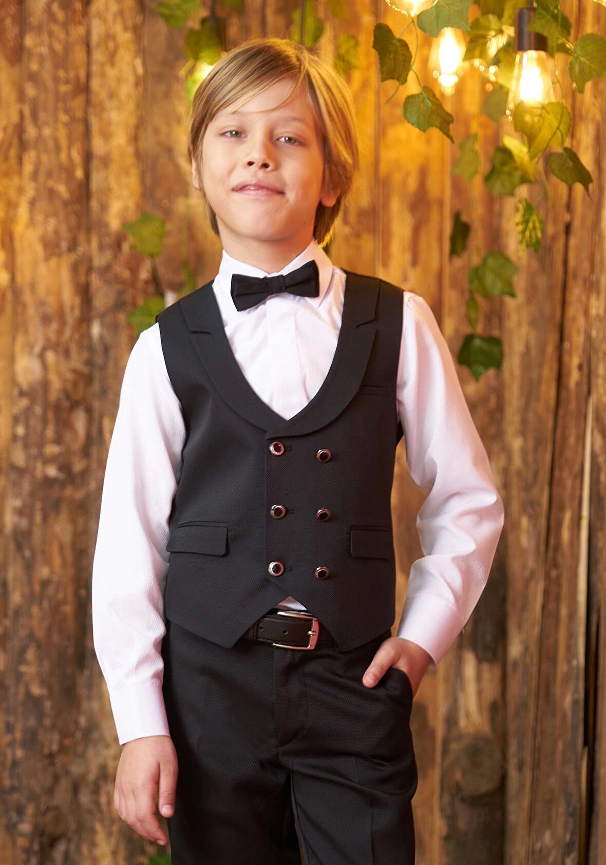 Erkek Çocuk Yelekli Takım Elbise