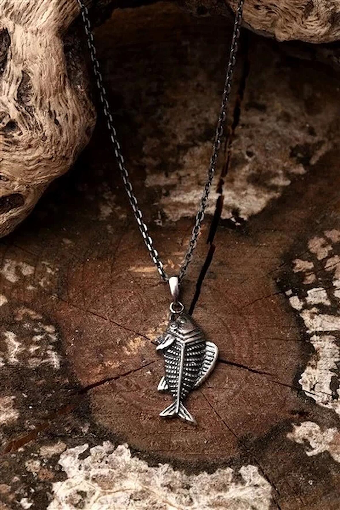 925 Ayar Gümüş Balık Motifli Erkek Kolye