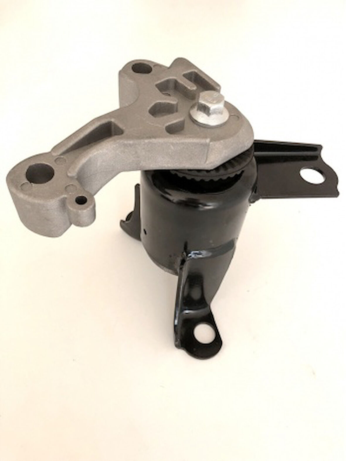 Ford Motor Takozu Sag Ust (yaglı) Fiesta VI  08 /> B Max 12 /> Benzinli - Ecem 921