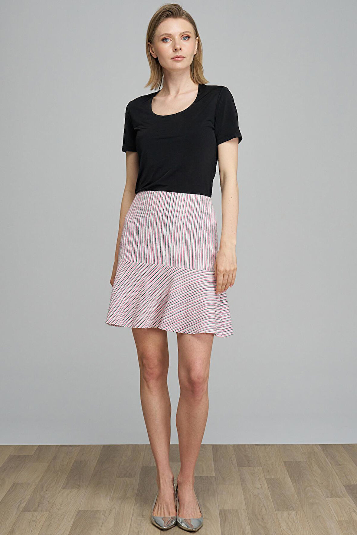 Etek-Altı Volanlı, Diz Üstü