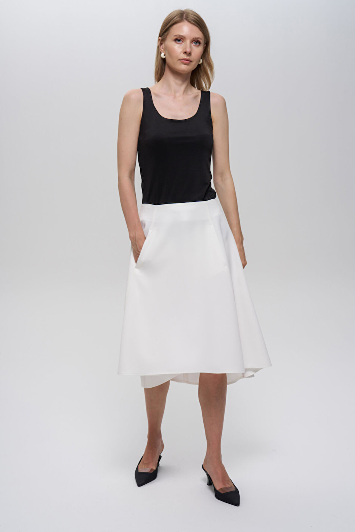 Asimetrik-Önden Cep Detaylı Etek