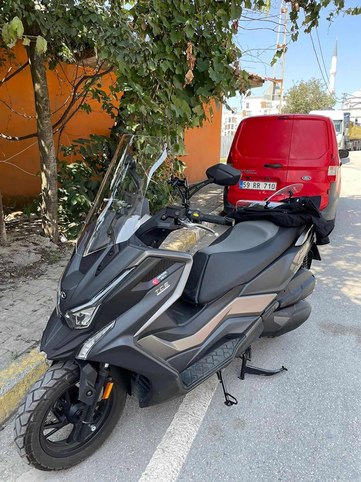 Kymcodtx360 Tur Camı Şeffaf 55cm