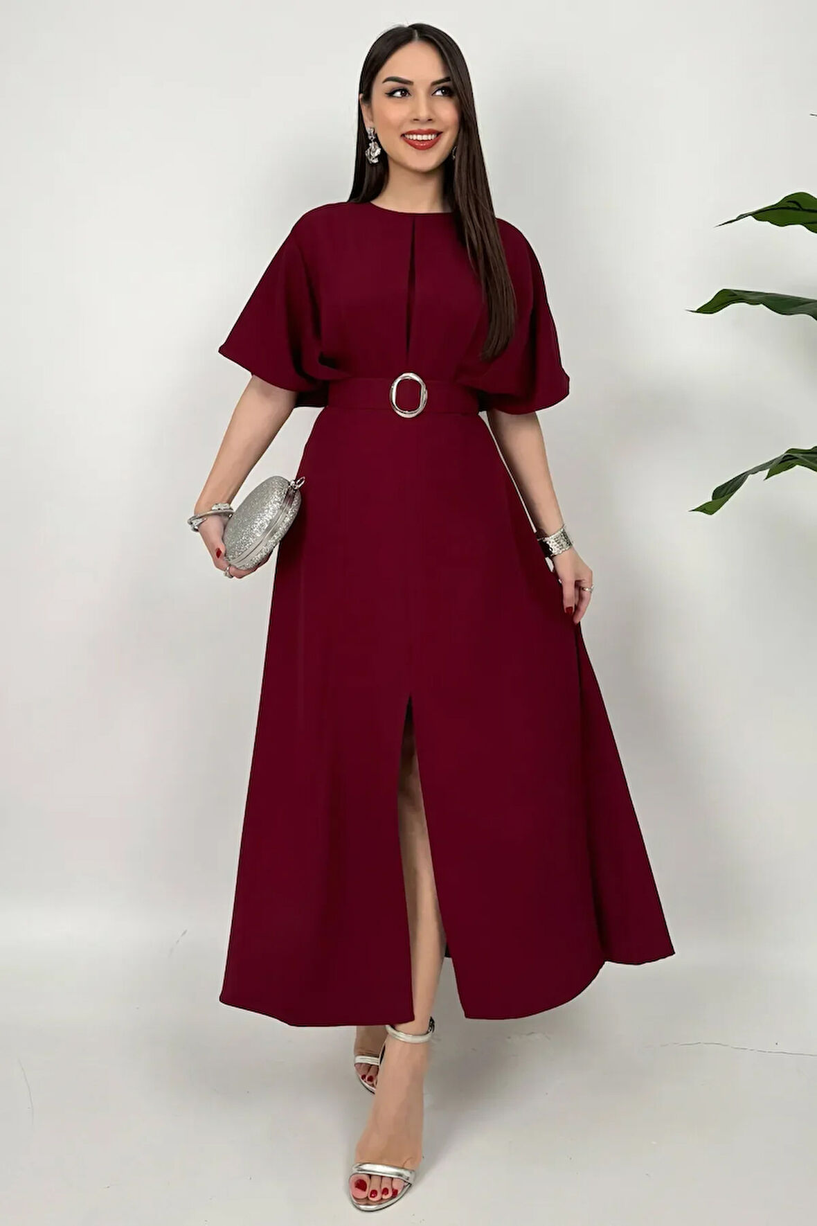 Alora Kadın Kemer Detaylı Şık Bordo Elbise – Özel Günler İçin Zarafet