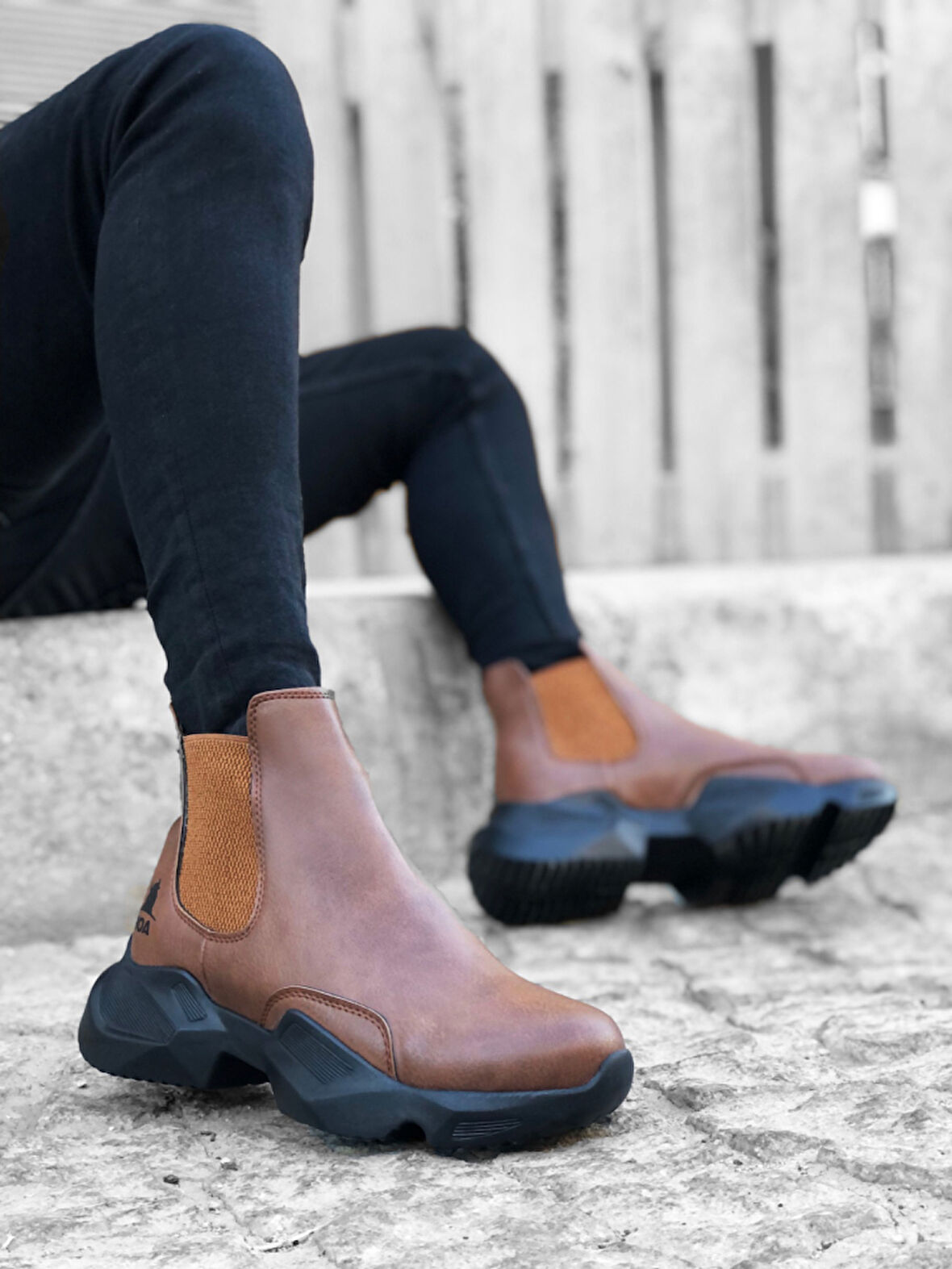 ET0444 Bağcıksız Rahat Yüksek Taban Taba Erkek Spor Yarım Bilek Bot