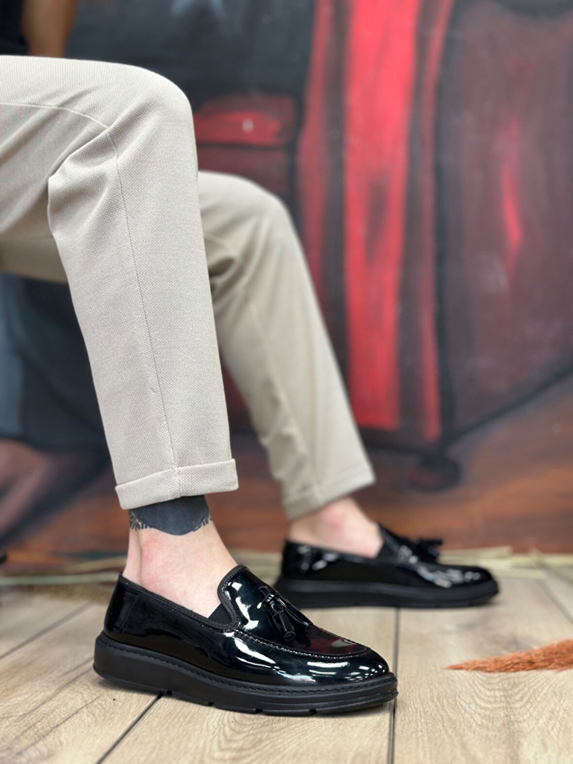 ET0005 Bağcıksız Yüksek Taban Siyah Rugan Klasik Püsküllü Corcik Erkek Ayakkabısı