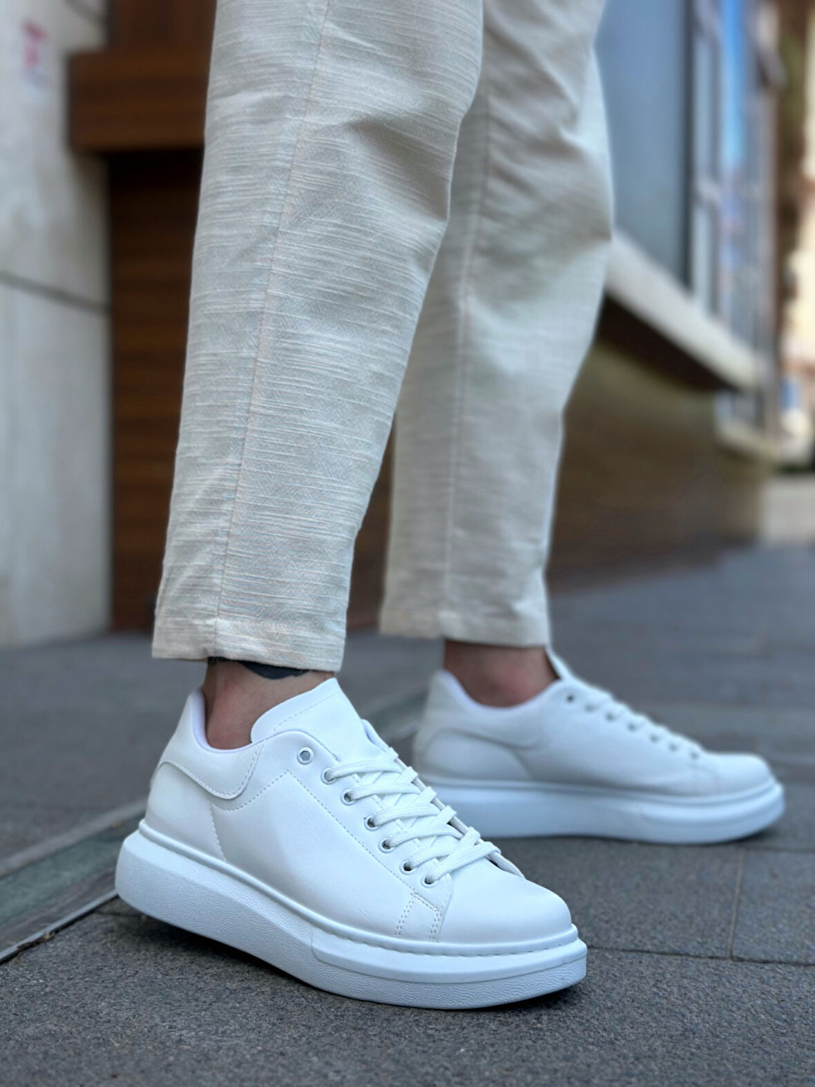 ET0547 Kalın Yüksek Taban Beyaz Bağcıklı Spor Erkek Ayakkabı