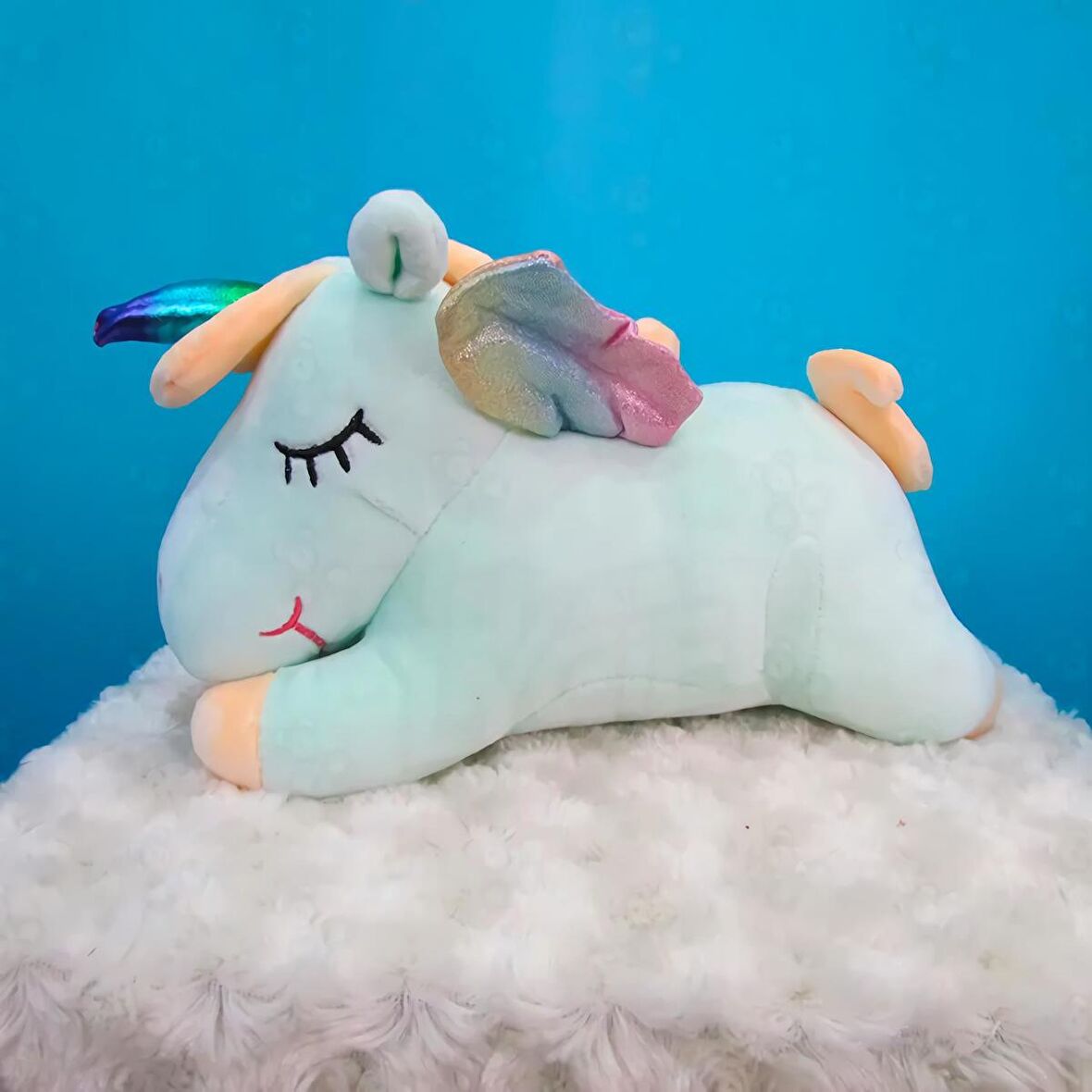 İthal Kumaş Sevimli Yıldız Kanatlı Boynuzlu Unicorn Figür Peluş Oyuncak Oyun & Uyku Arkadaşı 28 cm.