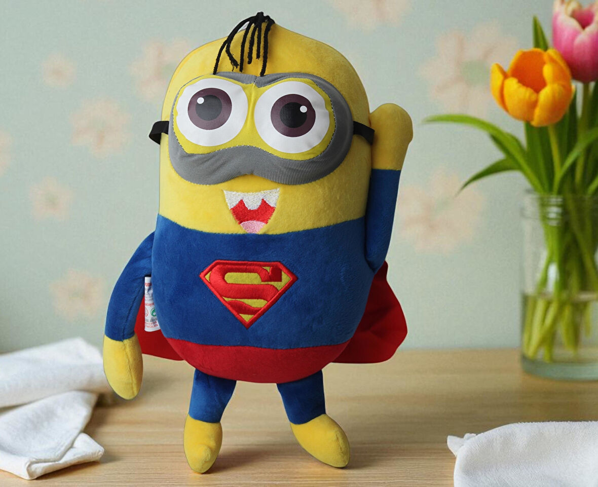 Despicable Me Minions Çılgın Hırsızlar Superman Versiyon Peluş Oyuncak Uyku & Oyun Arkadaşı 30 cm.