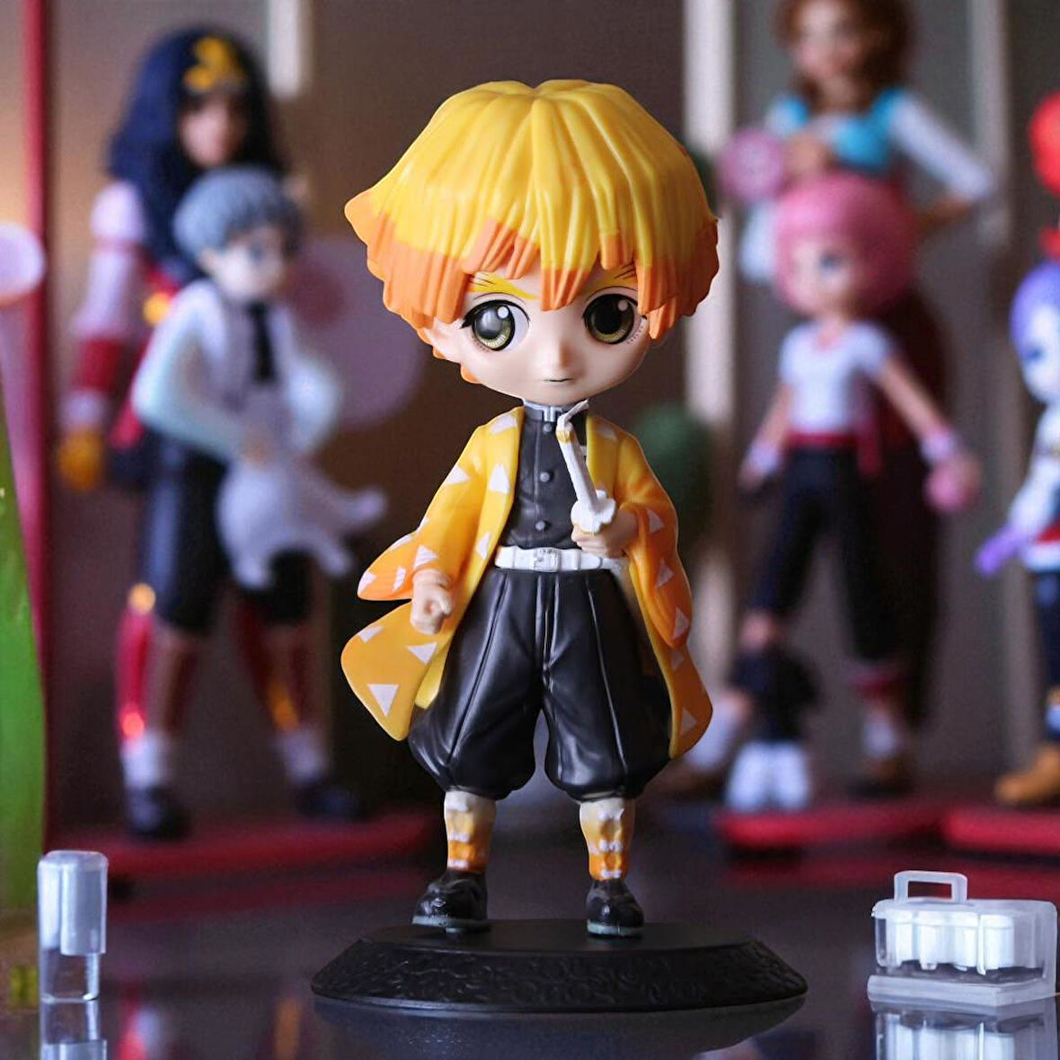 Demon Slayer Kimetsu no Yaiba Zenitsu Agatsuma Anime Karakter Figür Oyuncak Koleksiyonluk Biblo 15cm