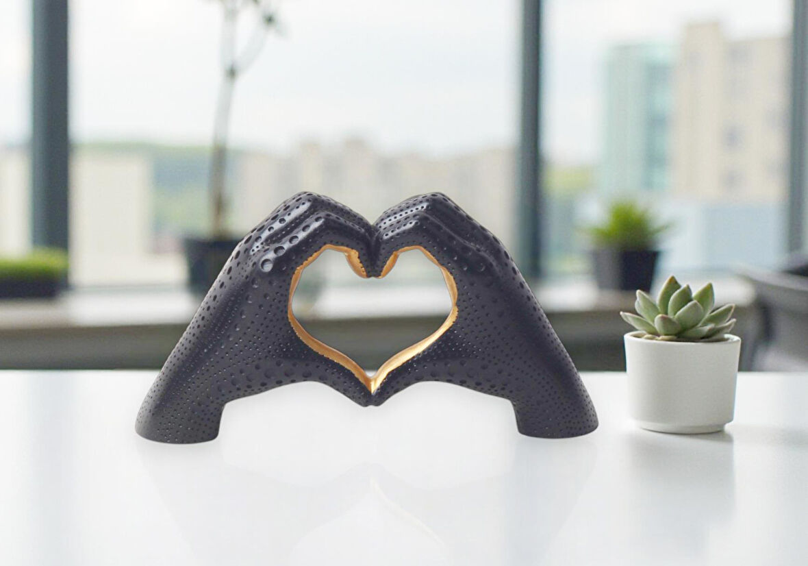 Lüks İskandinav Tasarım Kalp Şeklinde El Heykel Biblo | Sevgiliye Hediye Yeni Ev Ofis Hediyesi 11 cm