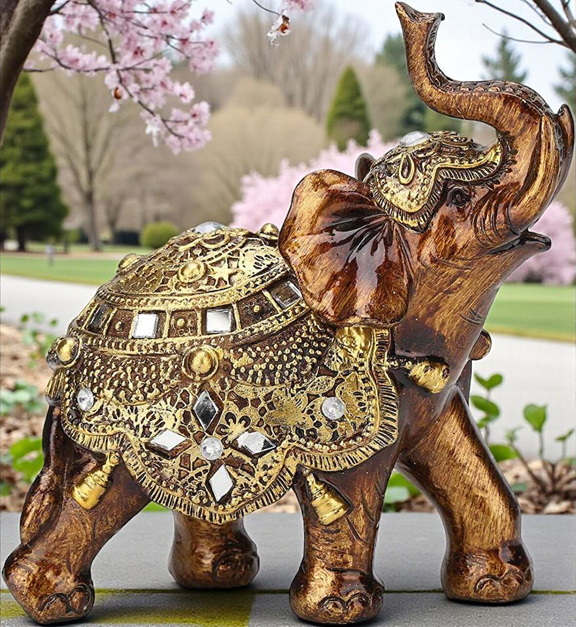 Lüks Ayna ve Nakış İşlemeli Feng Shui Şans Getiren Fil Heykeli Dekoratif Biblo 17cm Yeni Ev Hediyesi