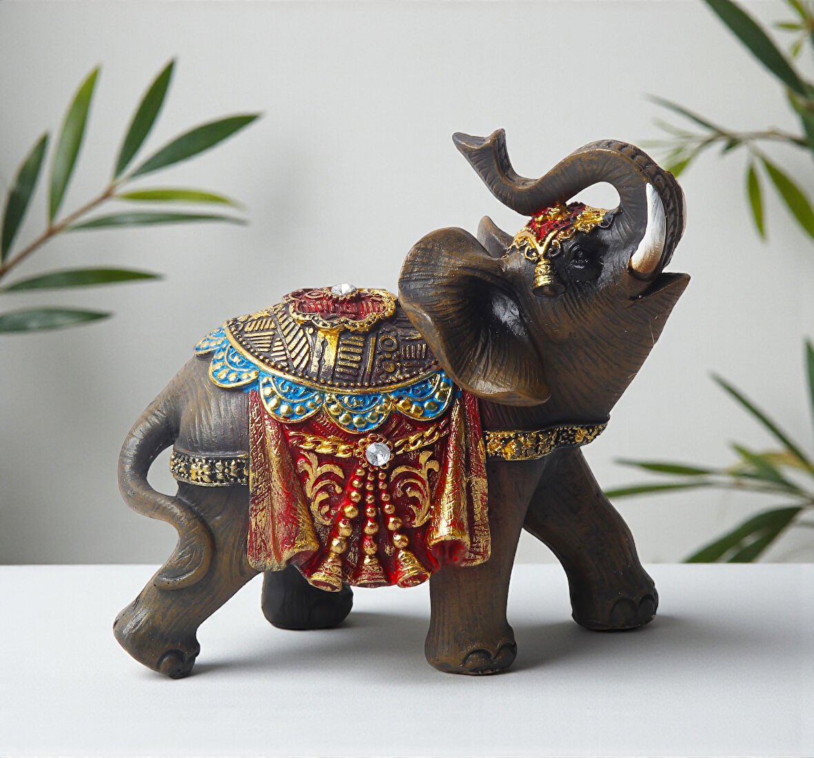 Lüks Nakış İşlemeli Feng Shui Şans Getiren Fil Heykeli Dekoratif Biblo 13 cm Yeni Ev & Ofis Hediyesi