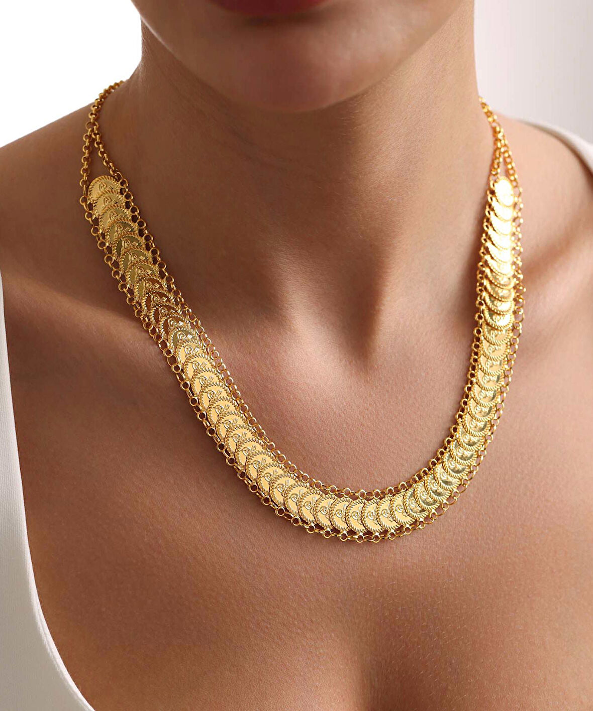 14 Ayar Altın Sıralı Tuğra Zincir Kolye