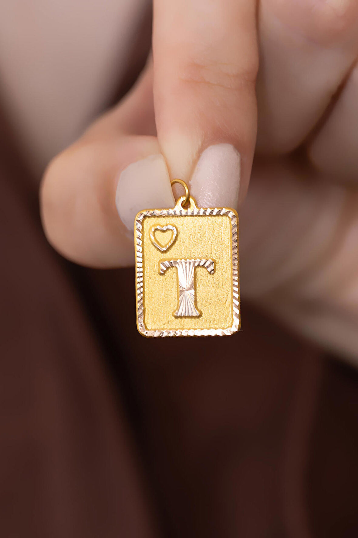 14 Ayar Altın Nostaljik Kare T Harf Kolye Ucu