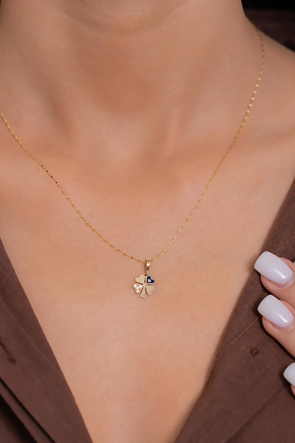 14 Ayar Altın Taşlı Mineli Yonca Kolye