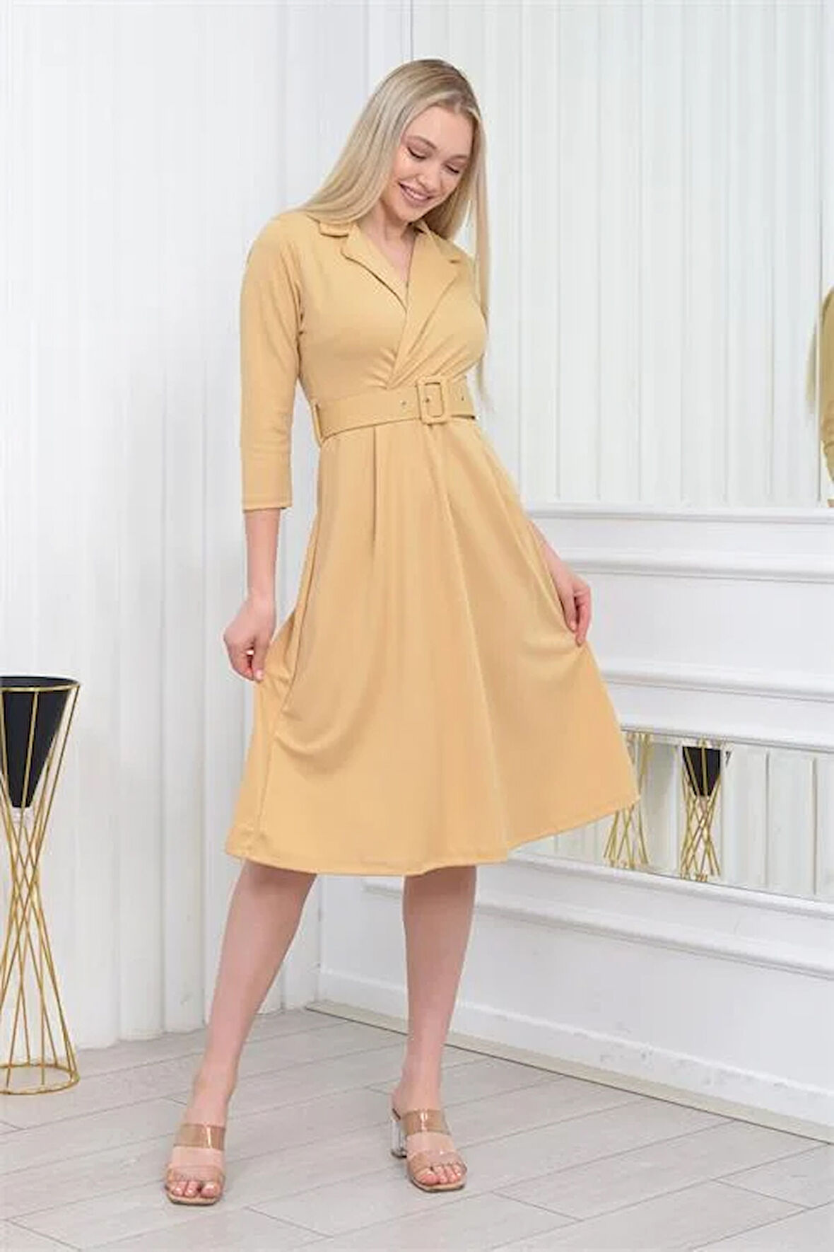 Dipmoda Kadın kemer detaylı midi boy elbise DKS016