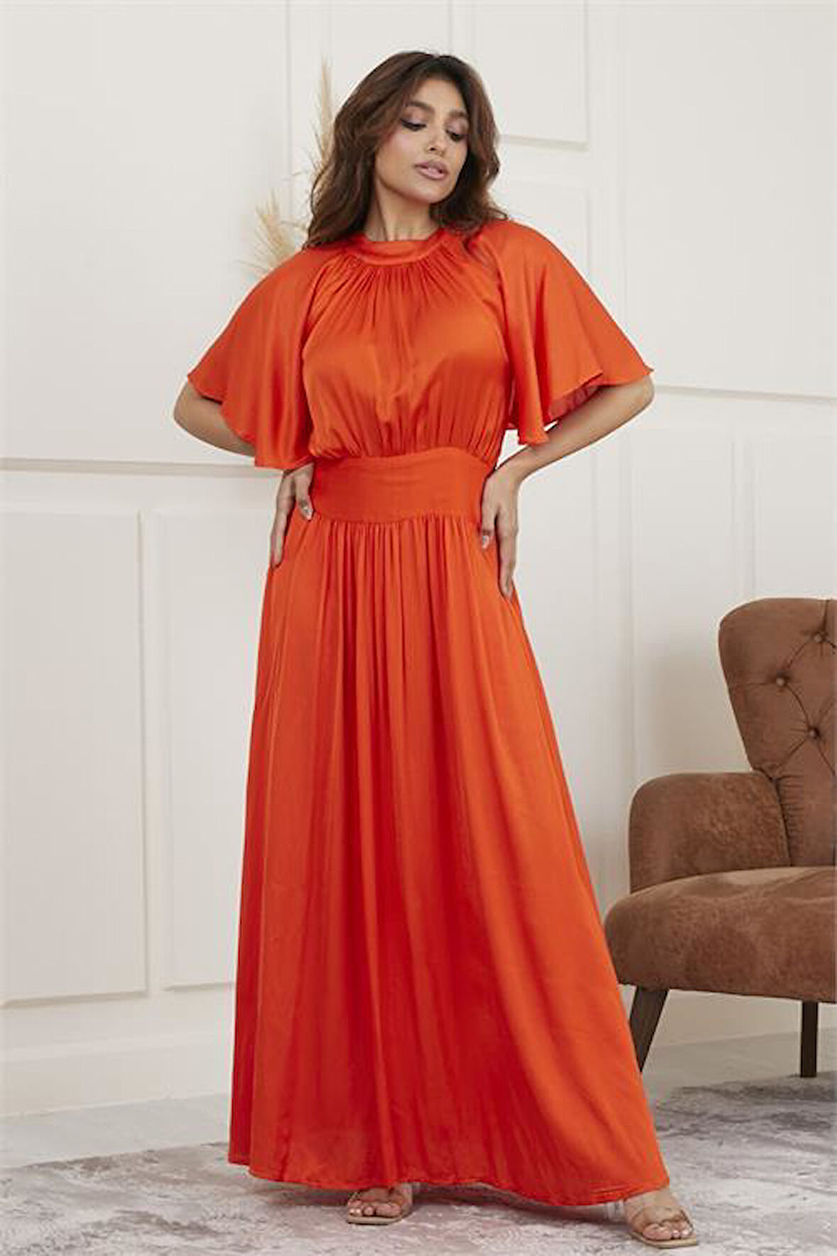 Kadın dekolte ve gipe detaylı astarsız saten elbise DPRY2027