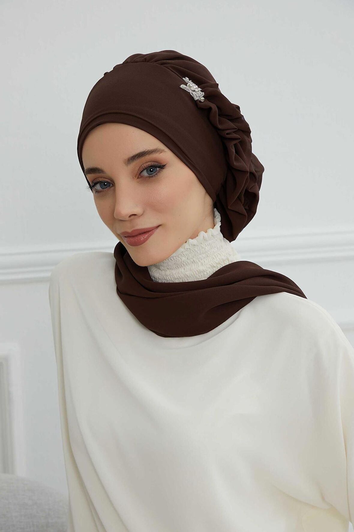 Yandan Fırfırlı Gümüş Aksesuarlı Şifon Hazır Türban,HT-106,HT-106