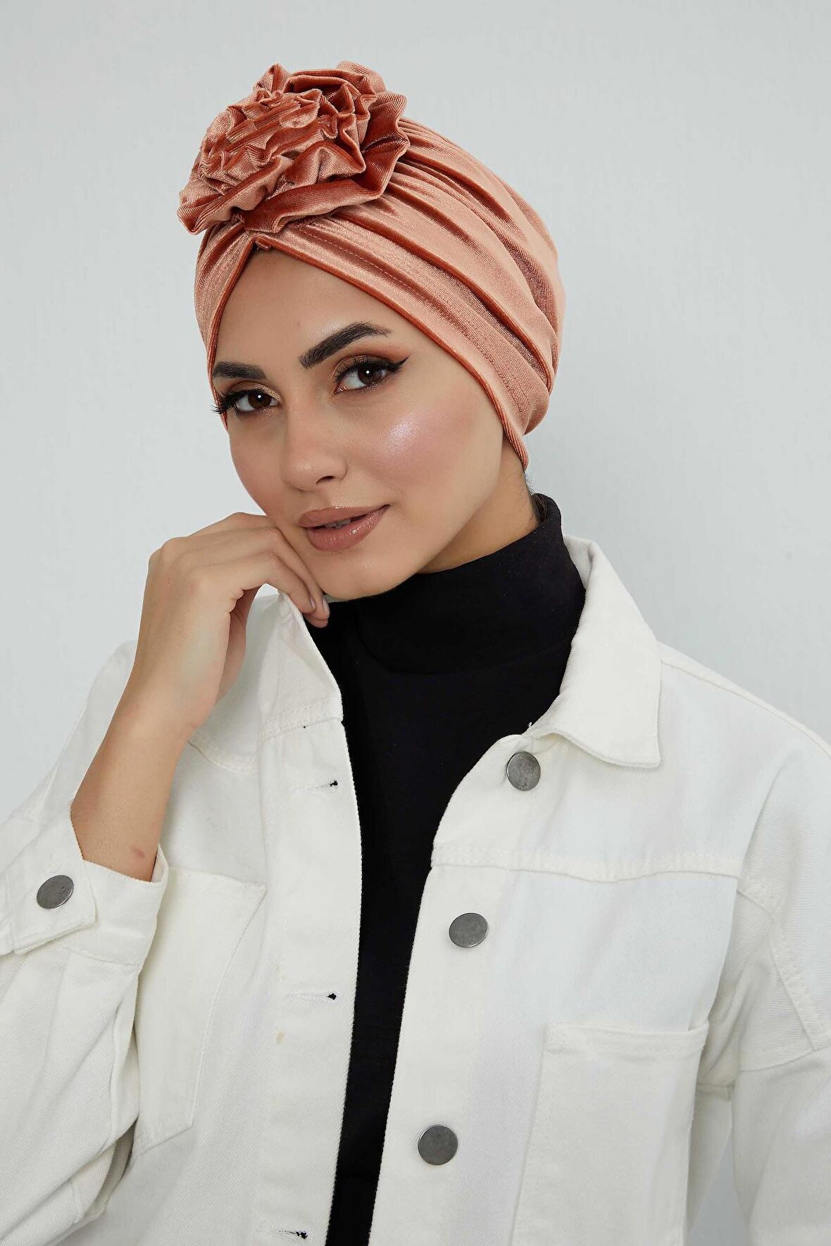 Güllü Kadife Bone,B-21KD