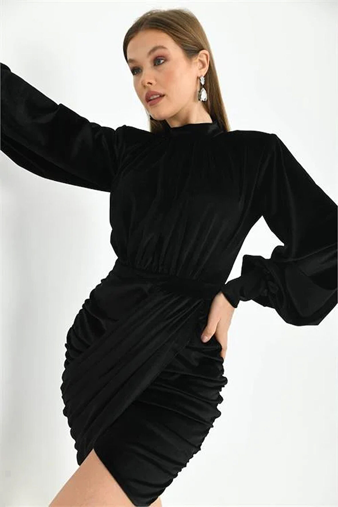 Neseli butik kadın kadife balon kol büzgülü mini abiye elbise DPS9302