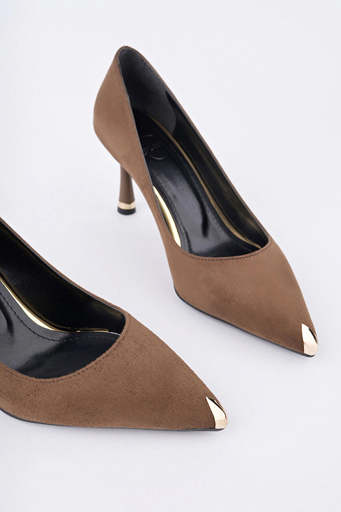 Ucu Metal Detay İnce Topuk Kadın Stiletto MKS555