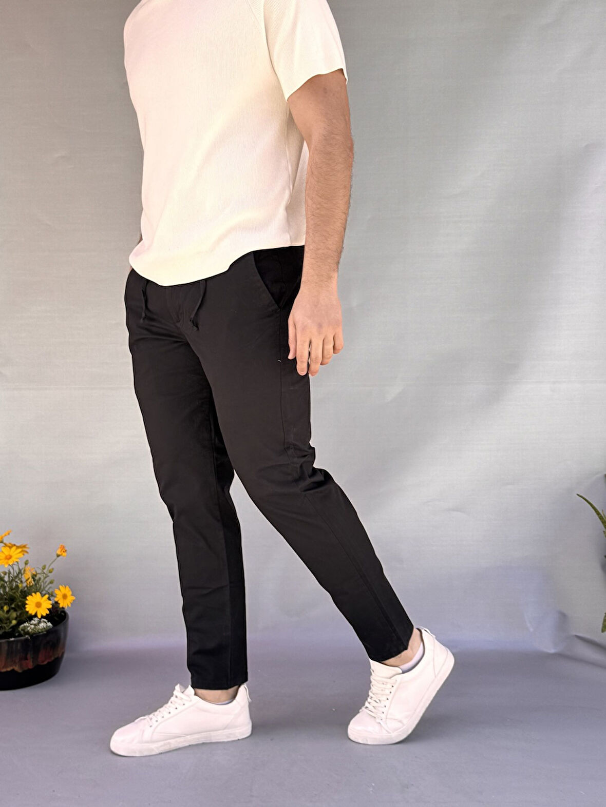 Bel Lastik İpli Arka Cep Kapaklı Jogger