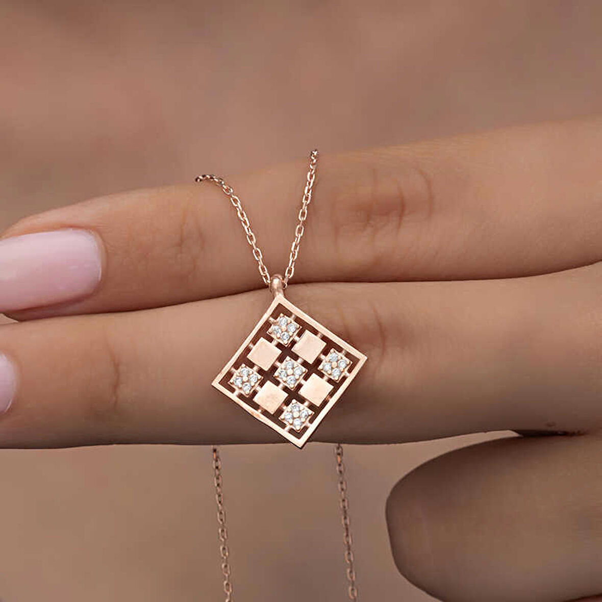 Lucky Life 925 Ayar Gumuss Rose Dörtgen Zirkon Taşlı Kadın Kolye