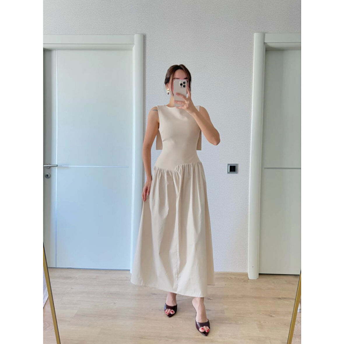 Lucky Life Kadın Arkası Kanatlı Uzun Elbise- Bej