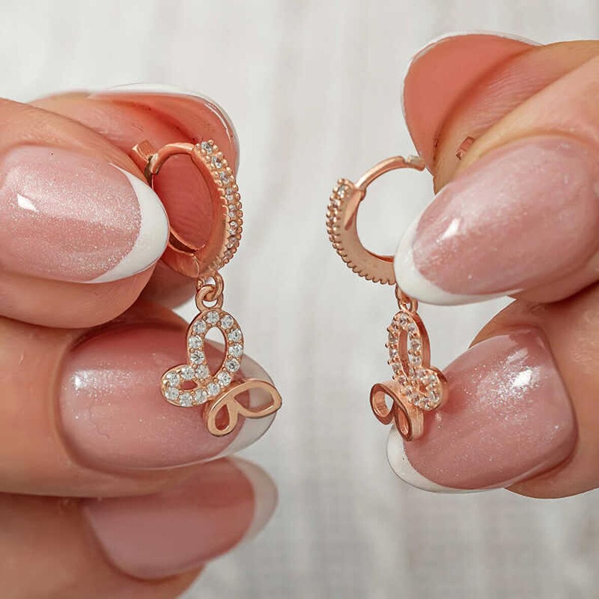 Lucky Life Gümüş Sallantılı Rose Kelebek Kadın Küpe