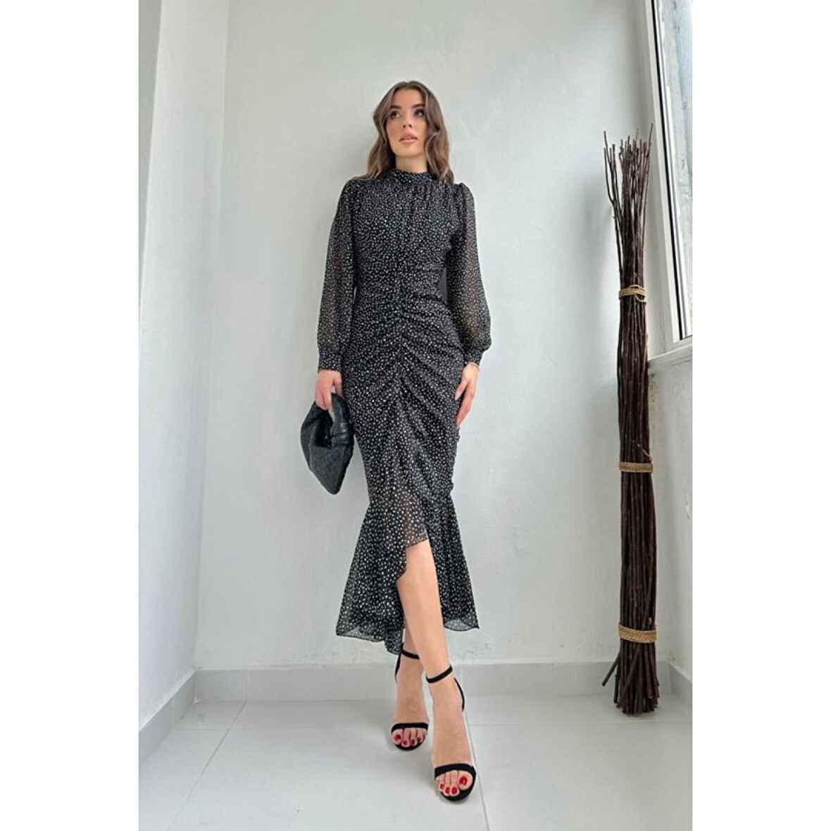 Siyah Balık Şifon Elbise