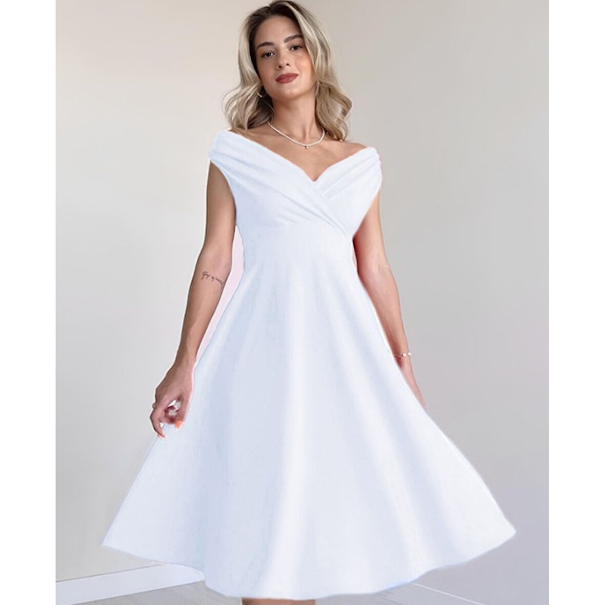 Lucky Life Kadın Kısa Kollu Kruvaze Yaka Eteği Volanlı Krep Elbise