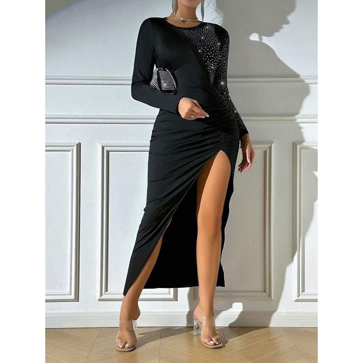 Lucky Life Kadın Krep Dalgıç Kumaş Taş Aksesuarlı Yırtmaç Detaylı Uzun Kollu Elbise