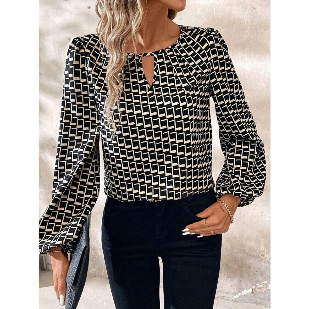 Lucky Life Kadın Uzun Kollu Damla Detaylı Yaka Desenli Süprem Bluz
